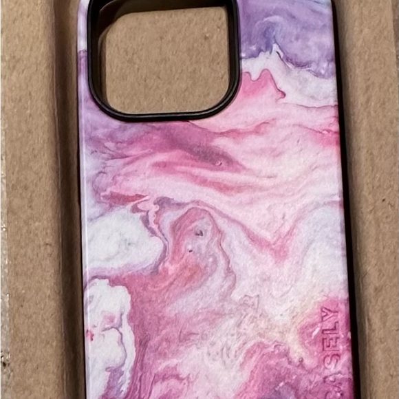 IPHONE 11 CASE PURPLE /FUCHSIA MARBLE NEW!! MAGSAFE - Picture 2 of 4